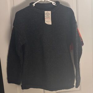 Men or women’s Dark Gray 100% wool made in Nepal Crewneck Sweater